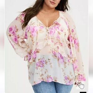 🆕️🌺 2X FLORAL RAGLAN RUFFLE BLOUSE🌺